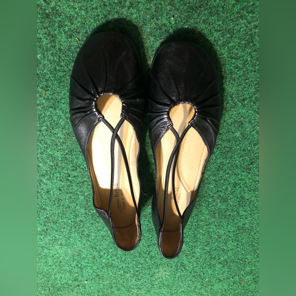 Taryn Rose Shoes - Taryn Rose